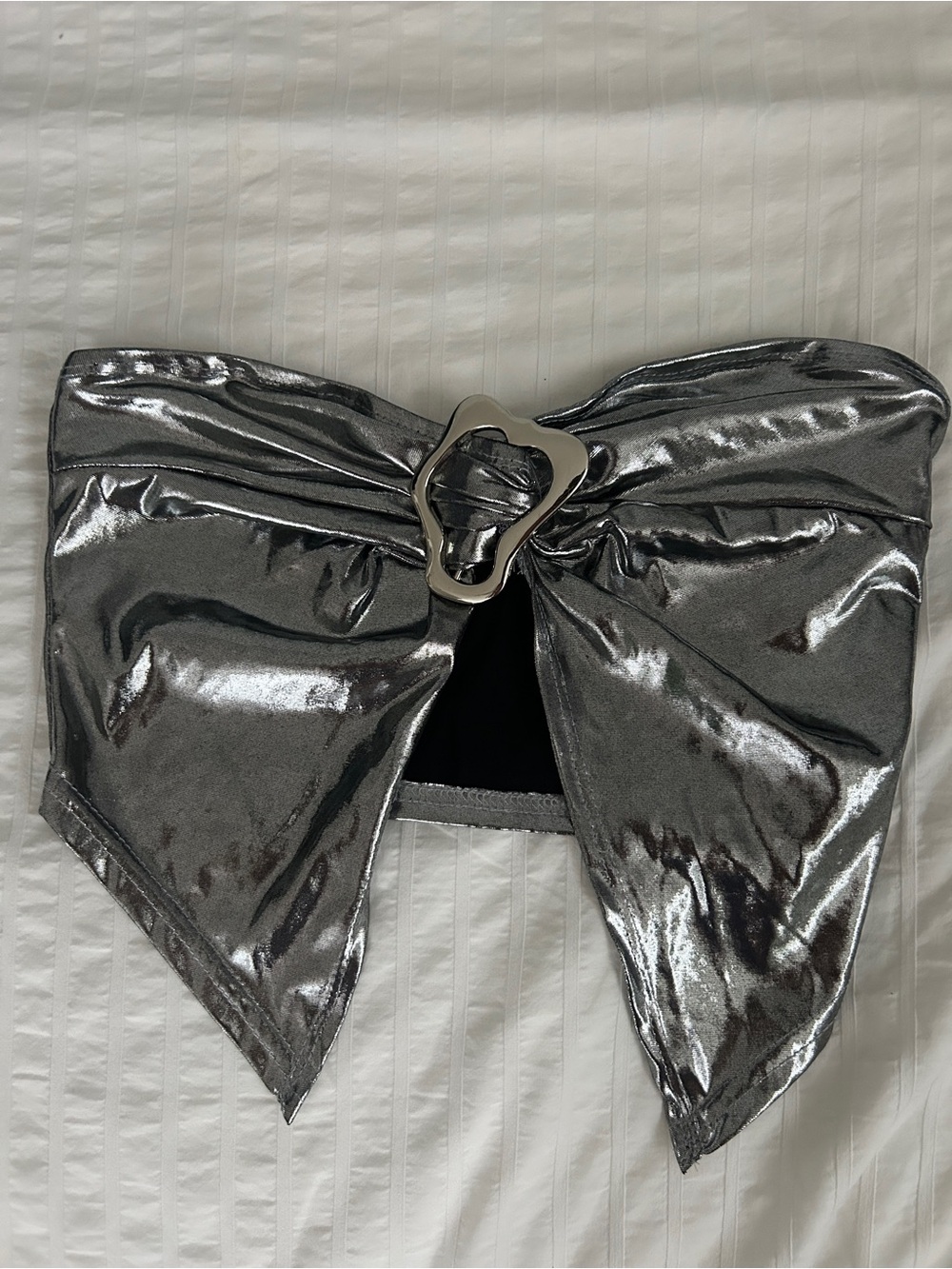 SHEIN Silver Metallic Bow Hair Wrap with Heart Buckle